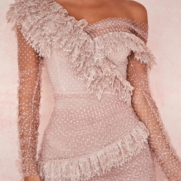 House of CB Sorelle Dress is size S UK6 Blush Pink Immaculate, worn once - Picture 7 of 7